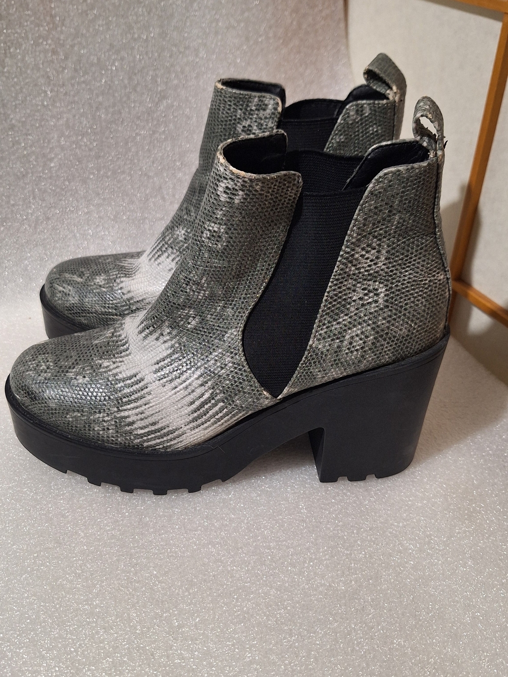 Women's Grey Snake-Print Platform Chelsea Boots